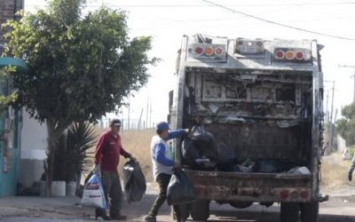 Regularizan recolección de basura en comunidades de zona norte