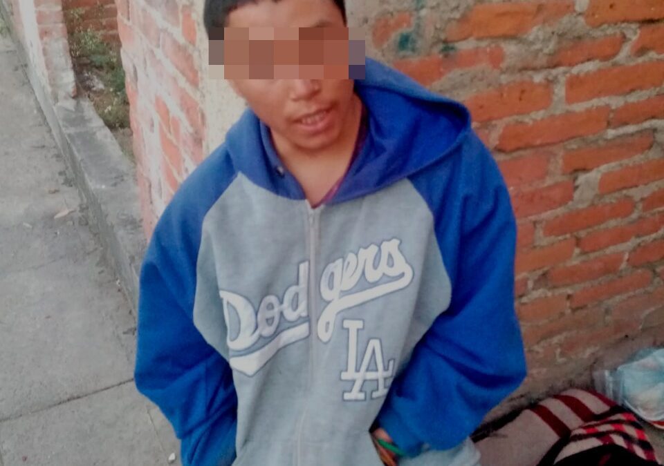 Policías localizan y resguardan a menor extraviado