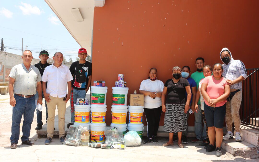 Gobierno Municipal contribuye en el embellecimiento de la escuela primaria “Luis G. Araujo”.