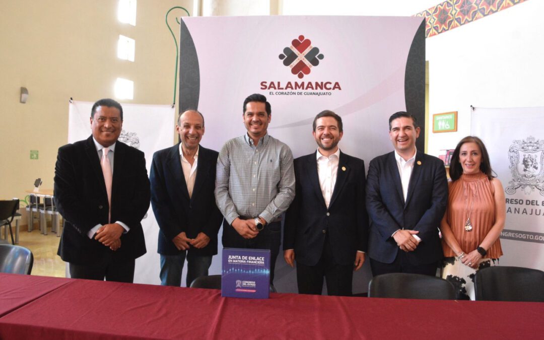Realizan mesa de trabajo con la Junta de Enlace en Materia Financiera del Congreso Local en Salamanca.