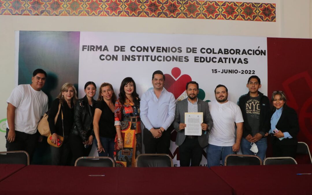 César Prieto Firma de Convenio de Colaboración con Instituciones Educativas