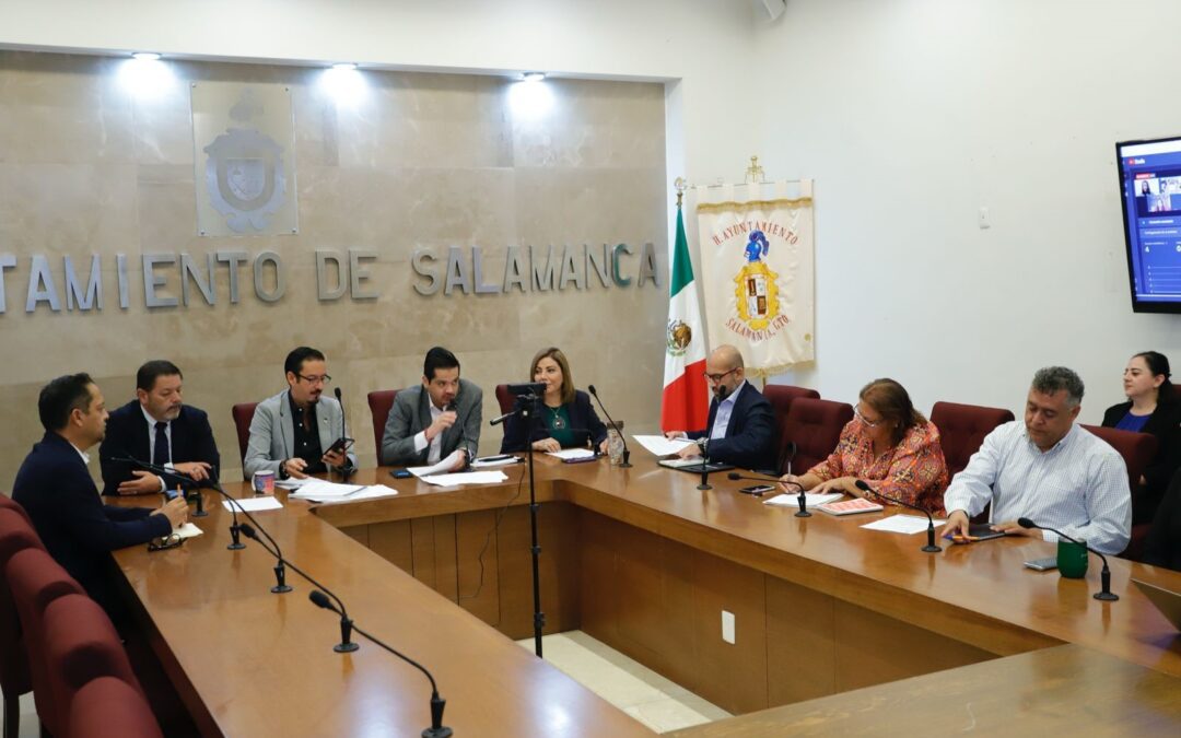 Presentan iniciativa del reglamento para el Comité de Agua Potable y Alcantarillado de Salamanca (CMAPAS)