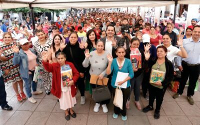 DIF Salamanca entrega útiles escolares a niñas, niños y adolescentes vulnerables