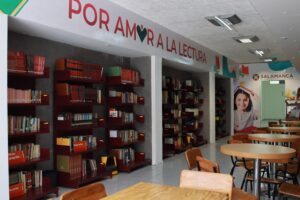 Biblioteca Bartolomé Sánchez Torrado vuelve a abrir sus puertas en su nueva ubicación en Salamanca.